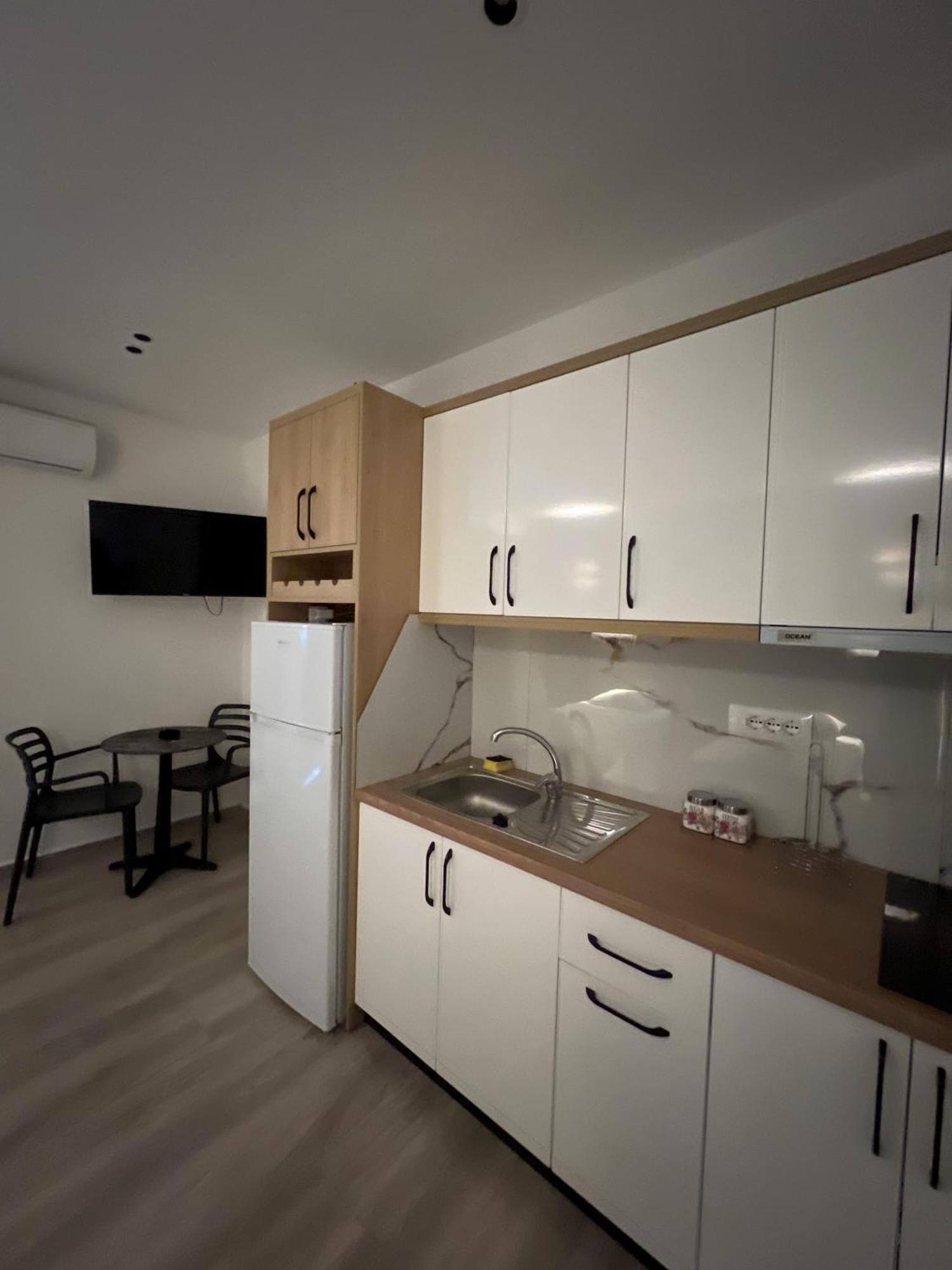 Serenity Apartments Ksamil Exteriér fotografie